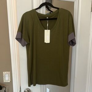 NWT Womens V Neck T Shirts Striped Short Sleeve Tops Tees Side Split Tunic